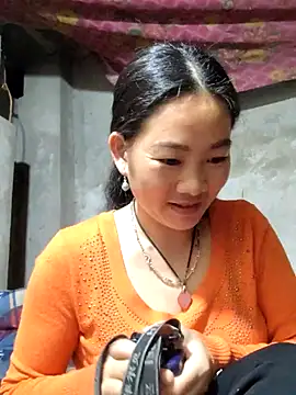 gio-thu online show from 03/25/26, 02:45