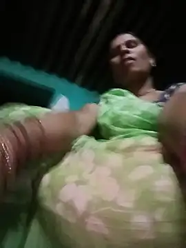 Snapshot of Rt_shreya chatting on 05/14/26, 03:41 Rt shreya online show from 05/14/26, 03:41