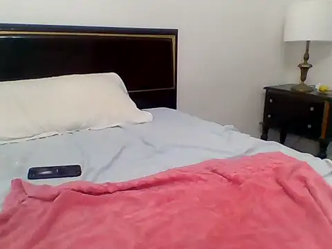 XscarletXXX online show from 10/24/25, 06:59