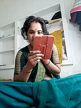 Snapshot of Cuty_tanya chatting on 02/27/26, 06:41 Cuty tanya online show from 02/27/26, 06:41