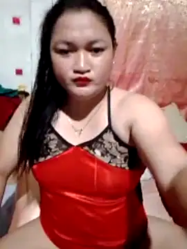 Snapshot of sweetannie13 chatting on 05/28/26, 12:46 sweetannie13 online show from 05/28/26, 12:46