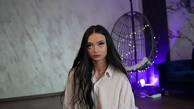 RachelRavee online show from 03/08/26, 05:22