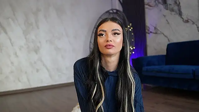 RachelRavee online show from 03/24/26, 05:12