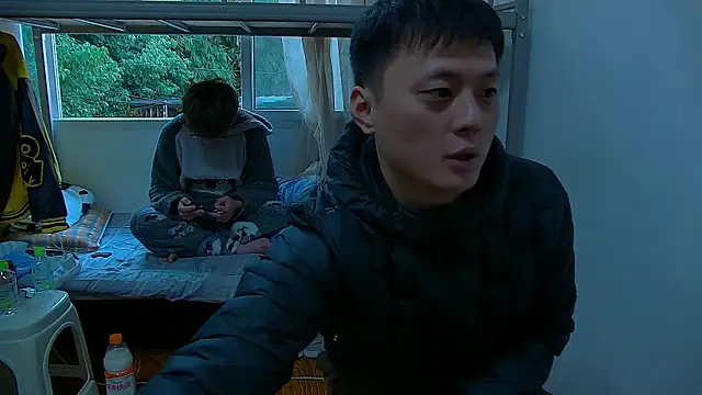 KK-cuteboy online show from 12/15/25, 08:40