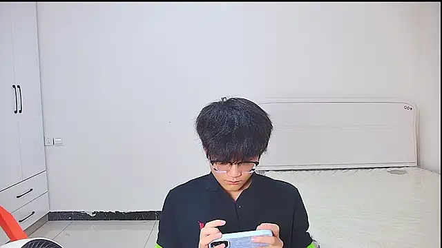 KK-cuteboy online show from 05/24/26, 11:59