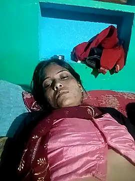 Snapshot of Miya_baby chatting on 10/27/25, 06:34 Miya baby online show from 10/27/25, 06:34