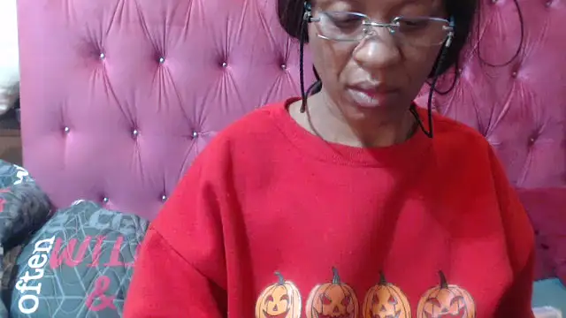 kinkyboobs12 online show from 07/12/26, 06:15