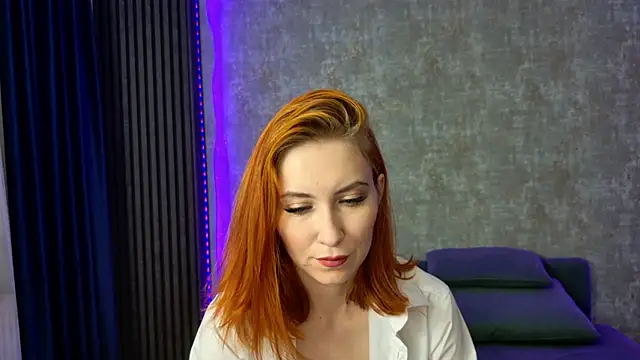 scarleteyes  online show from 11/28/25, 05:32