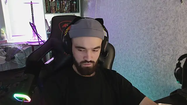 Nik Namee online show from 10/08/25, 02:04