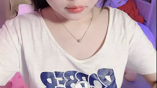 Snapshot of BeChinh_Lee chatting on 04/27/26, 02:48 BeChinh Lee online show from 04/27/26, 02:48