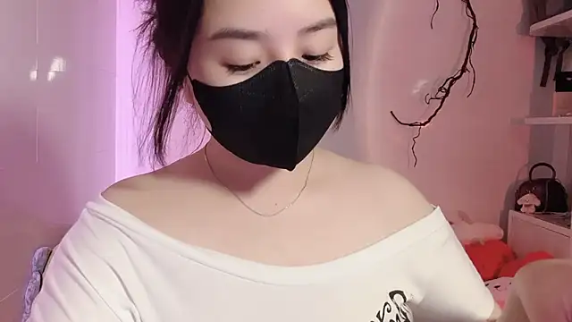 Snapshot of BeChinh_Lee chatting on 05/14/26, 03:08 BeChinh Lee online show from 05/14/26, 03:08