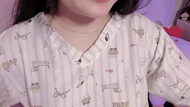 Snapshot of BeChinh_Lee chatting on 05/16/26, 01:54 BeChinh Lee online show from 05/16/26, 01:54