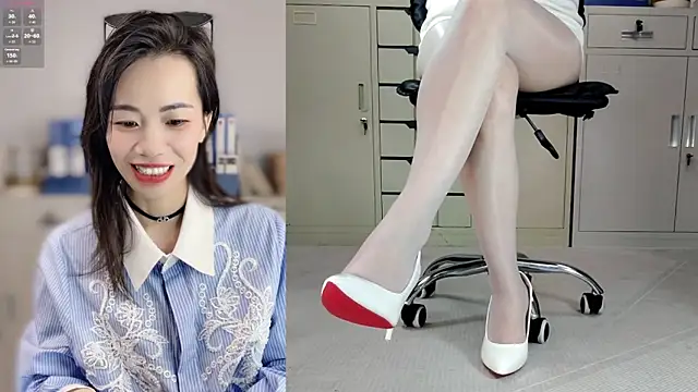 Snapshot of Lynnalltop-165-KeKe chatting on 04/30/26, 05:03 Lynnalltop-165-KeKe online show from 04/30/26, 05:03