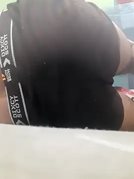 Snapshot of hotdickforbhabhi chatting on 11/28/25, 12:30 hotdickforbhabhi online show from 11/28/25, 12:30