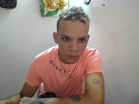 johan sex hot online show from 10/12/25, 04:28