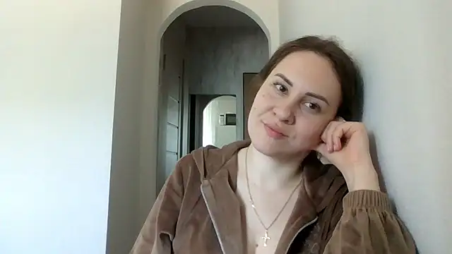 Snapshot of MeadowEyes chatting on 05/05/26, 08:11 MeadowEyes online show from 05/05/26, 08:11