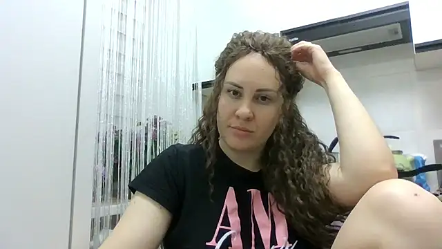 Snapshot of MeadowEyes chatting on 05/10/26, 07:52 MeadowEyes online show from 05/10/26, 07:52