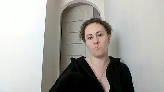 Snapshot of MeadowEyes chatting on 05/29/26, 07:50 MeadowEyes online show from 05/29/26, 07:50