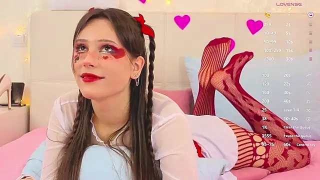 Snapshot of MoonliteDiva chatting on 02/14/26, 07:16 MoonliteDiva online show from 02/14/26, 07:16