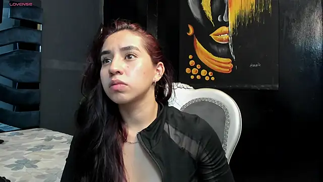 Snapshot of Vittoria_Conti_ chatting on 04/19/26, 03:55 Vittoria Conti online show from 04/19/26, 03:55