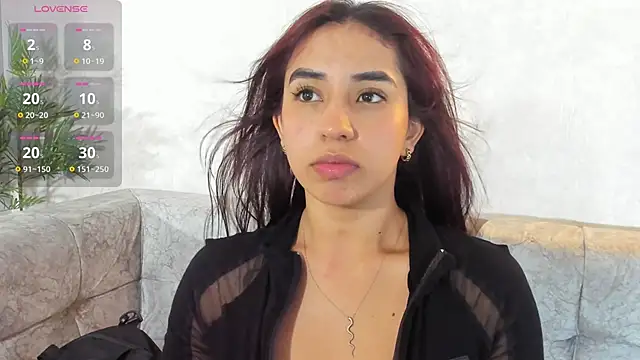 Snapshot of Vittoria_Conti_ chatting on 05/19/26, 05:30 Vittoria Conti online show from 05/19/26, 05:30