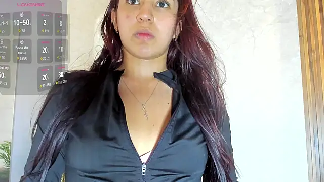 Snapshot of Vittoria_Conti_ chatting on 05/20/26, 05:30 Vittoria Conti online show from 05/20/26, 05:30