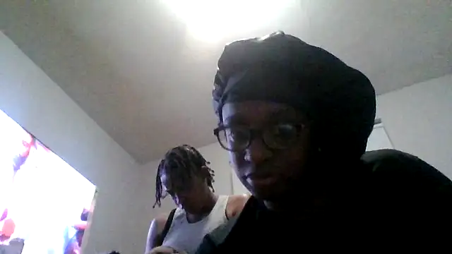 Snapshot of dezzidavill chatting on 02/07/26, 02:48 dezzidavill online show from 02/07/26, 02:48