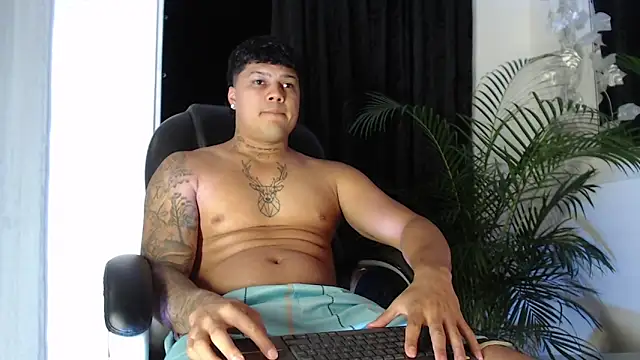 Boyhot 00 online show from 02/02/26, 03:38