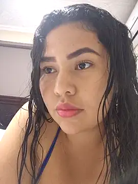 mia isabela  online show from 10/24/25, 03:47
