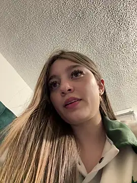   Lorelain   online show from 01/09/26, 09:49