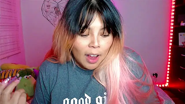 EllieMoonX online show from 02/03/26, 11:10