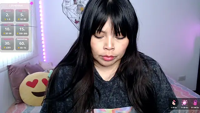 EllieMoonX online show from 06/18/26, 10:36