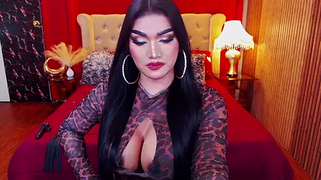 Snapshot of CaroleTurner chatting on 11/05/25, 05:29 CaroleTurner online show from 11/05/25, 05:29