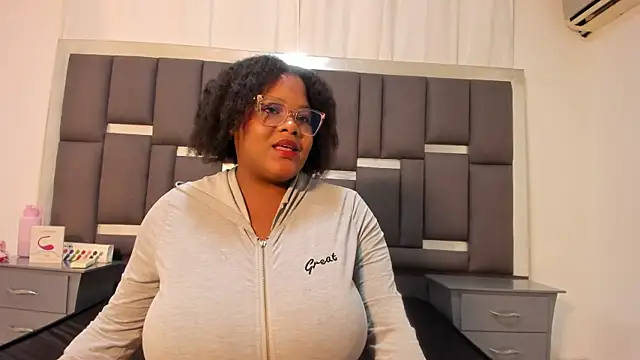 gabrielabrunette69 online show from 10/10/25, 01:54