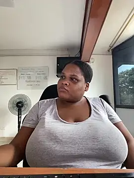 gabrielabrunette69 online show from 12/20/25, 09:11