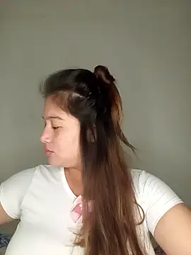 Snapshot of Natacha_02 chatting on 01/08/26, 08:05 Natacha 02 online show from 01/08/26, 08:05