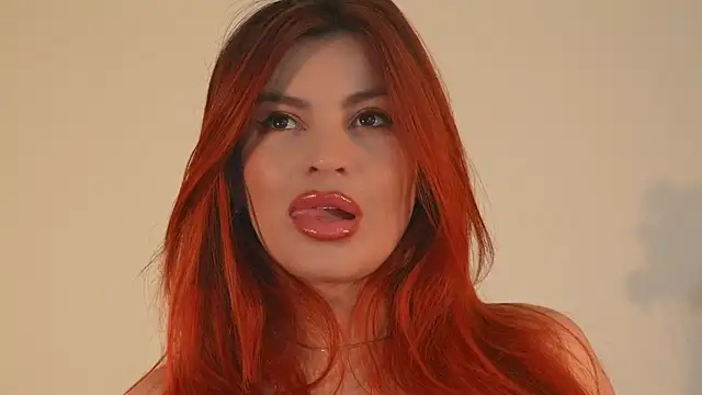 AbrilColls  online show from 03/12/26, 03:01