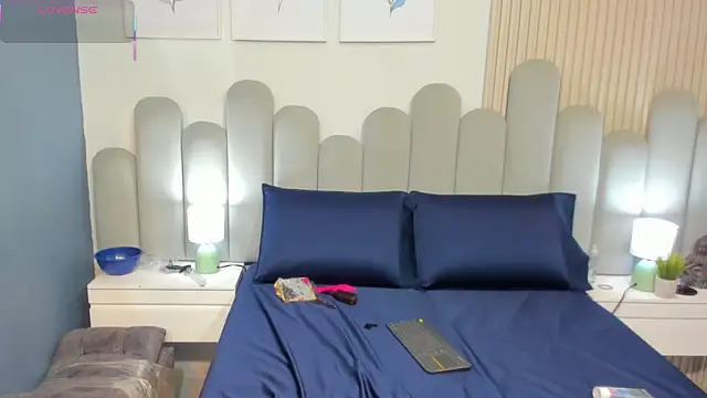 luly dreams online show from 04/11/26, 11:47