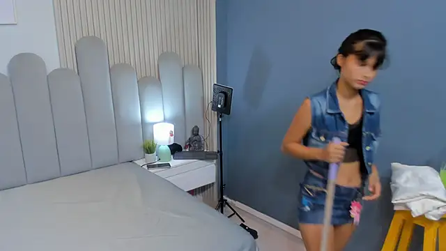 luly dreams online show from 04/17/26, 11:57