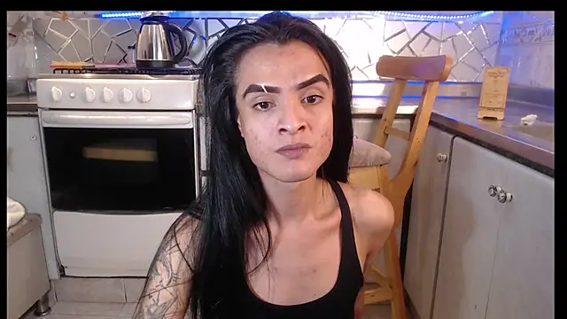 ZAMMIRA online show from 11/28/25, 05:26