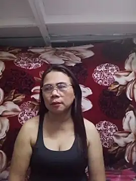 Snapshot of erma_joy chatting on 05/18/26, 12:51 erma joy online show from 05/18/26, 12:51