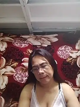 Snapshot of erma_joy chatting on 05/18/26, 05:19 erma joy online show from 05/18/26, 05:19