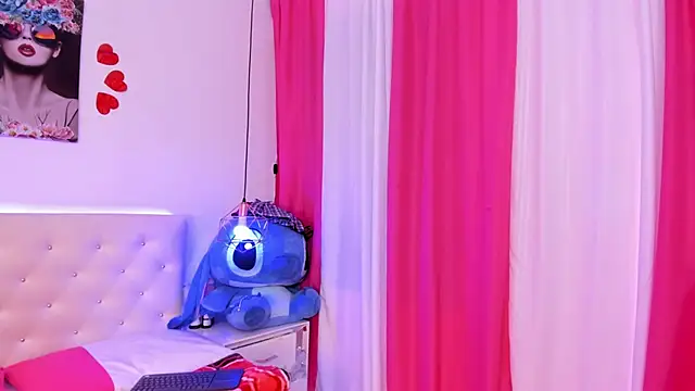 Nara Pink online show from 02/11/26, 06:57