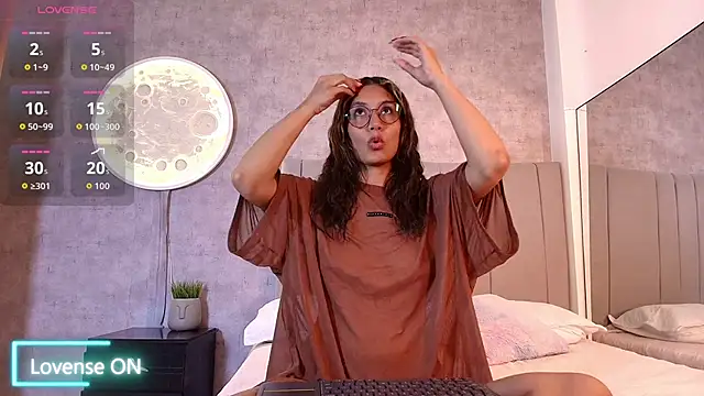 alexandralopez- online show from 11/24/25, 06:51