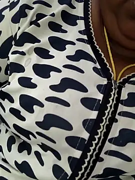 sweetrevathi online show from 11/25/25, 09:20