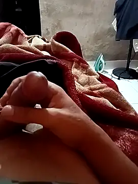 Brunim1869 online show from 04/16/26, 02:56