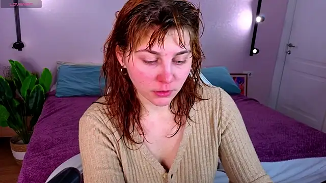 Rene Shine online show from 04/07/26, 05:24