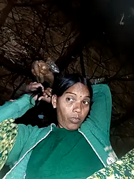 Cutsedi3 online show from 12/01/25, 09:53