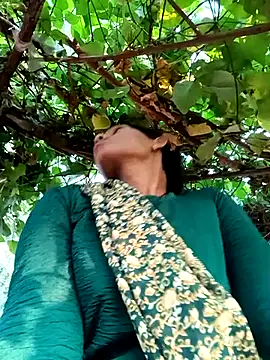 Cutsedi3 online show from 12/20/25, 11:28