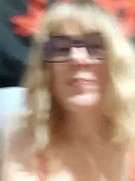 Amelialove42 online show from 03/22/26, 04:32